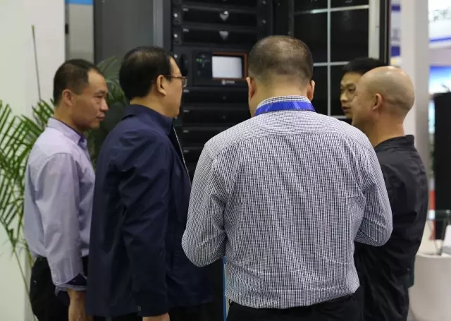 云顶集团3118销售人员接待客户